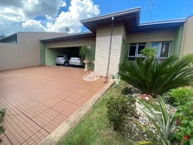 Casa com 3 Quartos à venda, 180m² no Califórnia, Londrina