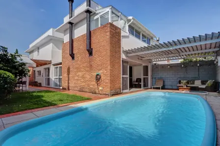Casa de Condomínio com 3 Quartos à venda, 250m² no Lomba do Pinheiro, Porto Alegre