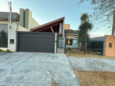 Casa com 3 Quartos para alugar, 280m² no Jardim Paraizo, Maringá