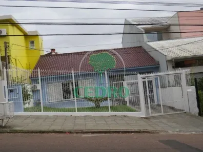 Casa com 3 Quartos à venda, 250m² no Medianeira, Porto Alegre