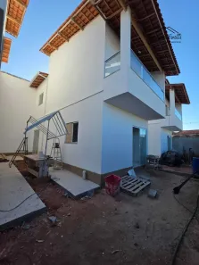 Casa com 2 Quartos à venda, 75m² no Estância Monazítica, Serra