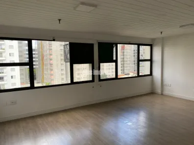 Sala Comercial à venda, 52m² no Moema, São Paulo