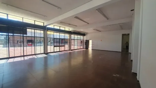 Prédio Comercial para venda ou aluguel, 519m² no Navegantes, Porto Alegre