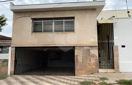 com 3 Quartos para alugar, 248m² no Centro, Piracicaba