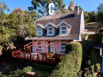 Casa de Condomínio com 5 Quartos à venda, 220m² no , Campos do Jordão