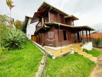 Casa com 4 Quartos à venda, 750m² no Chácaras das Andorinhas, Barbacena