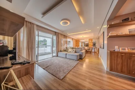 Apartamento com 3 Quartos para alugar, 166m² no Cidade Industrial, Curitiba