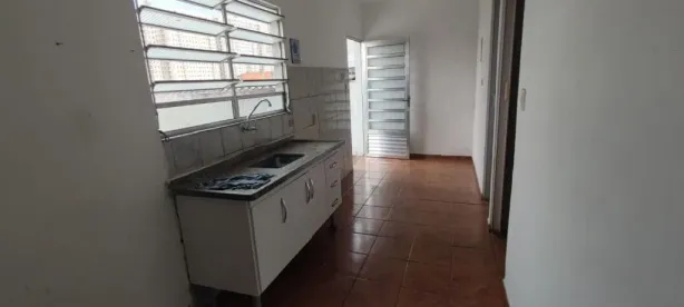 Casa com 1 Quarto para alugar, 50m² no Conceição, Osasco
