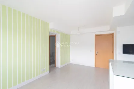 Apartamento com 2 Quartos para alugar, 87m² no Teresópolis, Porto Alegre