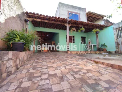 Casa com 3 Quartos à venda, 150m² no Sapucaia, Contagem