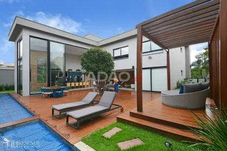 Sobrado com 4 Quartos à venda, 320m² no Jardins Lisboa, Goiânia