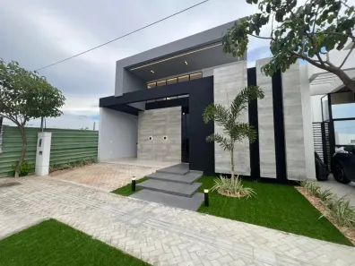 Casa de Condomínio com 3 Quartos à venda, 200m² no Boa Esperança, Petrolina