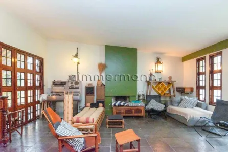 Sobrado com 3 Quartos à venda, 243m² no Vila Hamburguesa, São Paulo
