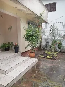 Casa com 4 Quartos à venda, 300m² no Vila Ipiranga, Porto Alegre