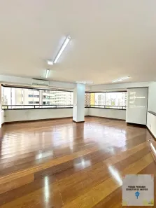 Apartamento com 3 Quartos à venda, 240m² no Aclimação, São Paulo