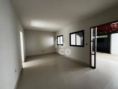 Casa com 3 Quartos à venda, 130m² no Laranjeiras, Uberlândia