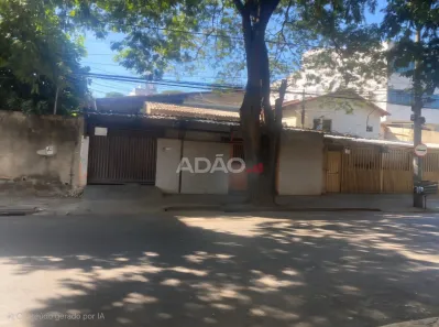 Casa com 7 Quartos à venda, 440m² no Setor Leste Universitário, Goiânia