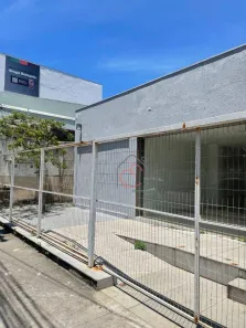 Ponto Comercial para venda ou aluguel, 120m² no Cajueiros, Macaé