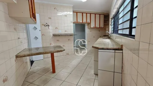 Casa com 3 Quartos à venda, 211m² no Jardim Presidente Dutra, Guarulhos