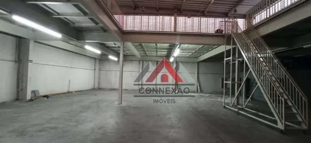 Galpão/Depósito/Armazém à venda, 820m² no Vila Amorim, Suzano