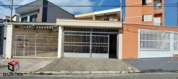 Sobrado com 3 Quartos à venda, 247m² no Vila Pires, Santo André