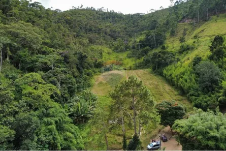 Fazenda/Sítio com 4 Quartos à venda, 90000m² no Santa Rosa, Teresópolis