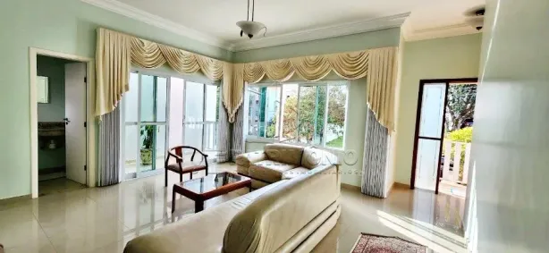 Casa de Condomínio com 3 Quartos para venda ou aluguel, 240m² no Aparecidinha, Sorocaba