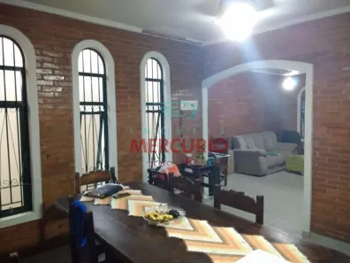 Casa com 3 Quartos à venda, 215m² no Vila Dutra, Bauru