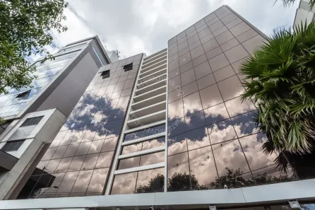 Sala Comercial para alugar, 71m² no Três Figueiras, Porto Alegre