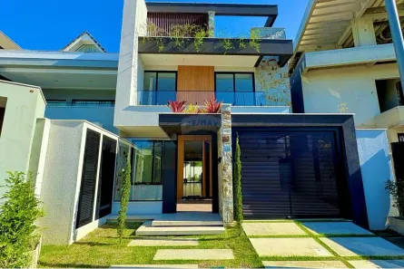 Casa de Condomínio com 5 Quartos à venda, 440m² no Recreio dos Bandeirantes, Rio de Janeiro