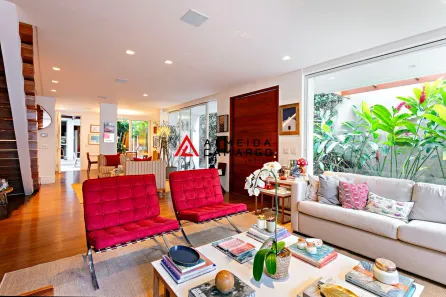 Casa com 3 Quartos à venda, 210m² no Jardim Paulistano, São Paulo