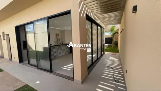 Casa com 3 Quartos à venda, 160m² no Novo Mundo, Uberlândia