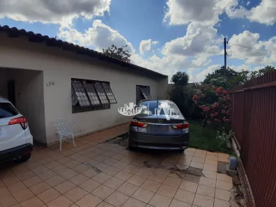 Casa com 3 Quartos à venda, 130m² no Jardim Vilas Boas, Londrina