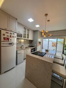 Casa de Condomínio com 3 Quartos para alugar, 135m² no Condomínio Primor das Torres, Cuiabá