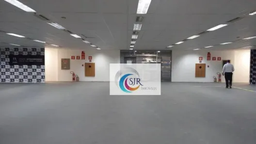 Sala Comercial para alugar, 808m² no Cidade Monções, São Paulo