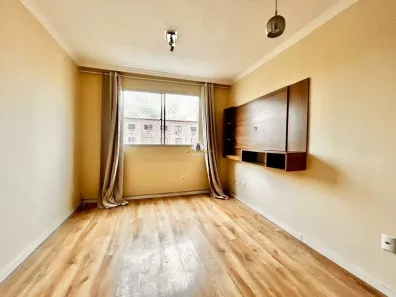 Apartamento com 2 Quartos para alugar, 50m² no Mário Quintana, Porto Alegre