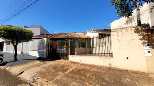 Casa com 2 Quartos à venda, 66m² no Jardim Montecatini, Londrina