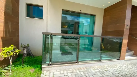 Casa de Condomínio com 2 Quartos para alugar, 75m² no Buraquinho, Lauro de Freitas
