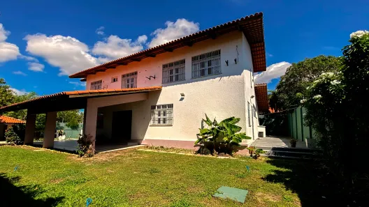 Casa com 5 Quartos para venda ou aluguel, 450m² no De Lourdes, Fortaleza