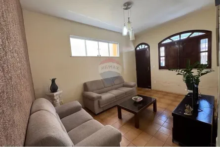 Casa com 3 Quartos à venda, 138m² no Getúlio Vargas, Aracaju