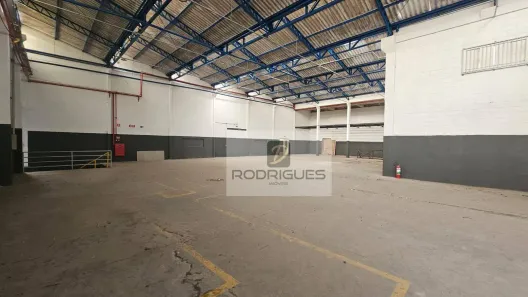 Galpão/Depósito/Armazém para alugar, 990m² no Serraria, Diadema