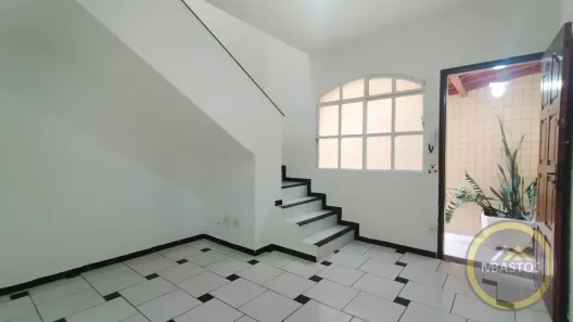 Casa com 2 Quartos para alugar, 80m² no Padre Eustáquio, Belo Horizonte