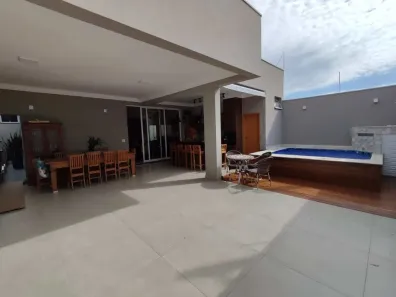 Casa com 3 Quartos à venda, 200m² no Jardim Piratininga, Franca