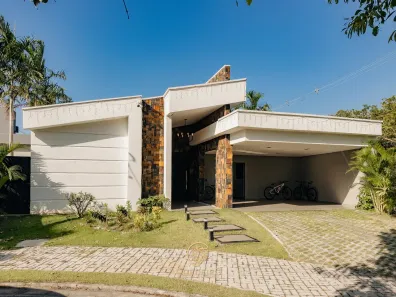 Sobrado com 3 Quartos à venda, 213m² no Jacundá, Aquiraz