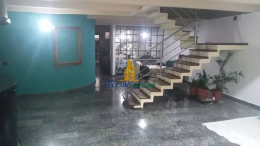 Sobrado com 4 Quartos à venda, 350m² no Jardim Maia, Guarulhos