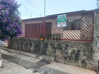 Casa com 3 Quartos à venda, 182m² no Pacaembu, Londrina
