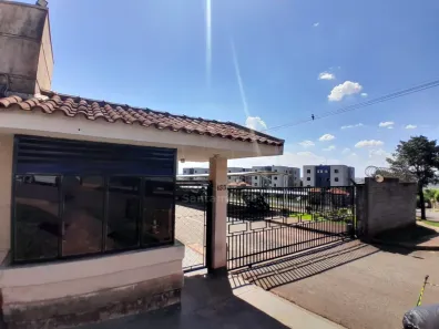 Apartamento com 2 Quartos para alugar, 50m² no São Pedro, Londrina