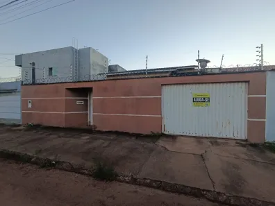 Casa com 3 Quartos para alugar, 122m² no Plano Diretor Sul, Palmas