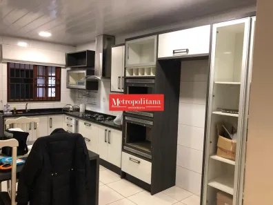 Casa com 4 Quartos para alugar, 200m² no Berto Círio, Nova Santa Rita
