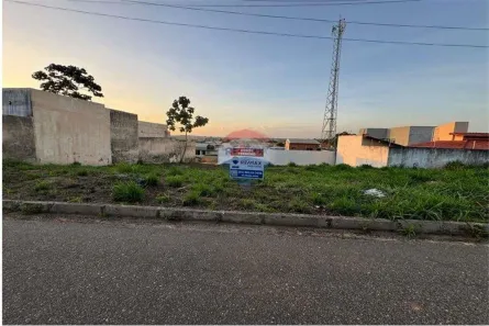 Lote/Terreno à venda, 740m² no Tião Mineiro, Paragominas